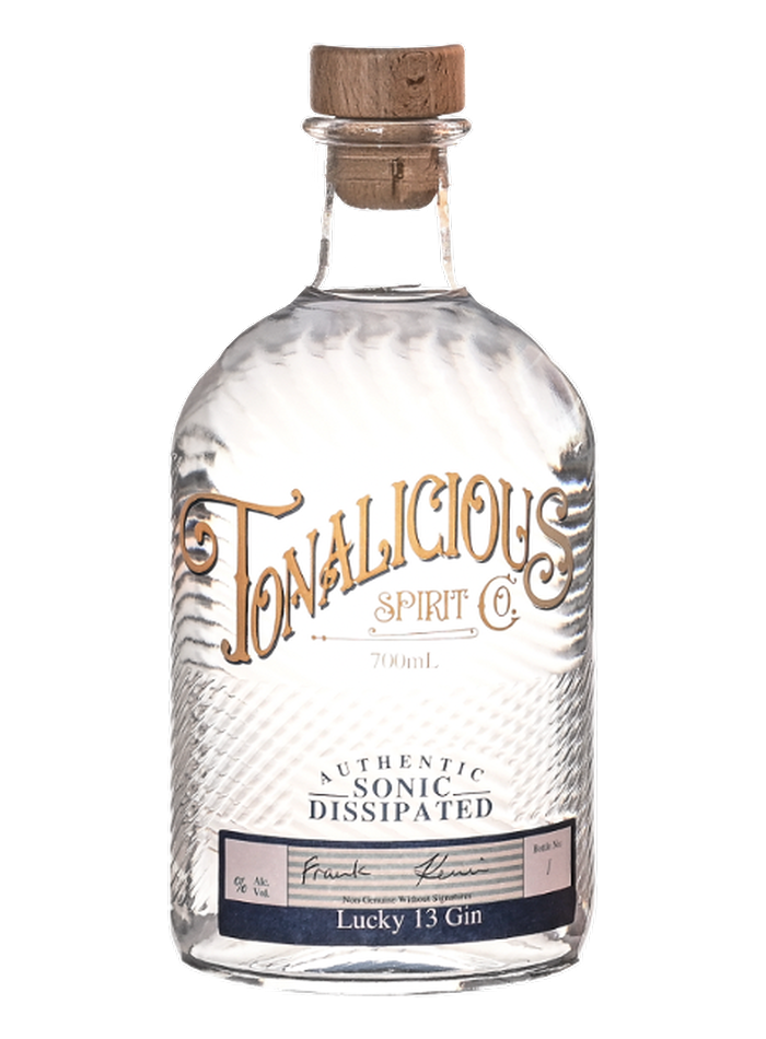 Bouteille de Tonalicious Lucky 13 Gin – Tonalicious Spirit Co